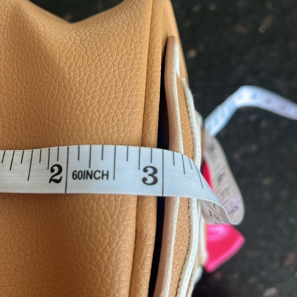 Bath & Body Works Mini Gingerbread Backpack - Picture 9 of 9